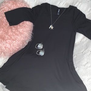 Small black agnes and Dora swing dress